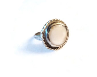 Vintage Sterling Mother Of Pearl Ring Genuine Natural Stone