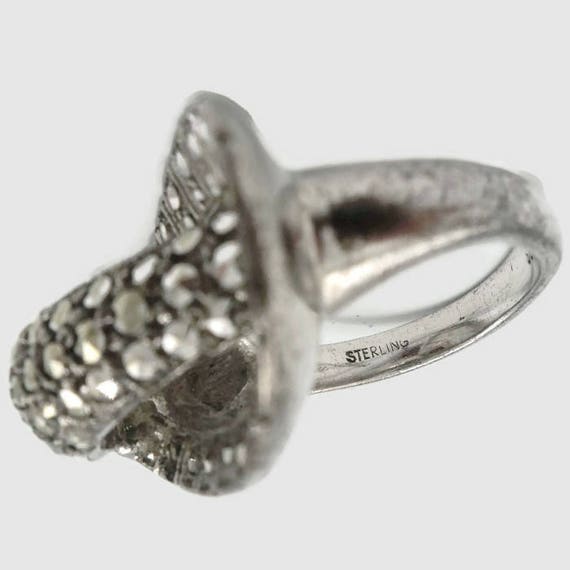 1920's Art Deco Sterling Marcasite Bypass Ring We… - image 3