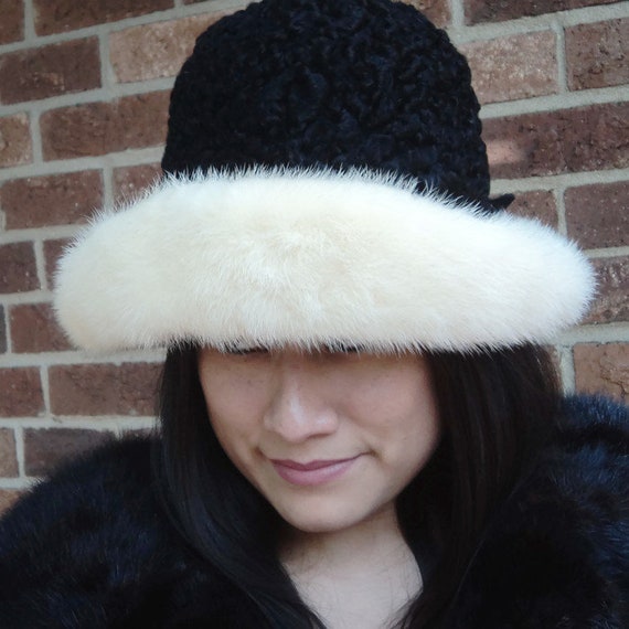 1950's Black Persian Lamb And Platinum Mink Fur C… - image 3