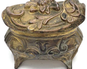 Art Nouveau Gold Omolu Floral Ring Presentation Jewelry Casket Trinket Box