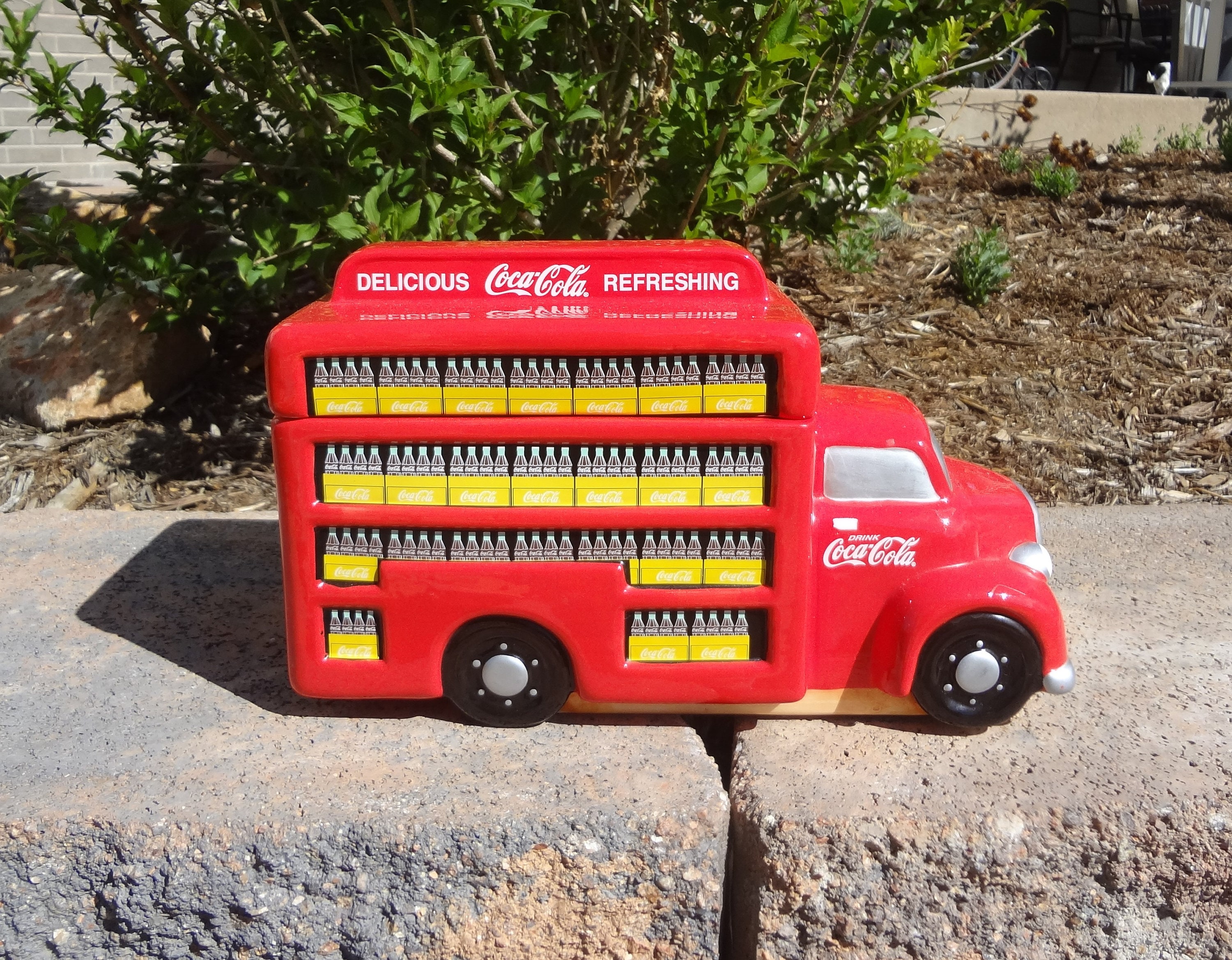 COOKIE JAR * Coca Cola Truck, Delicious, Refreshing Coke, Gibson