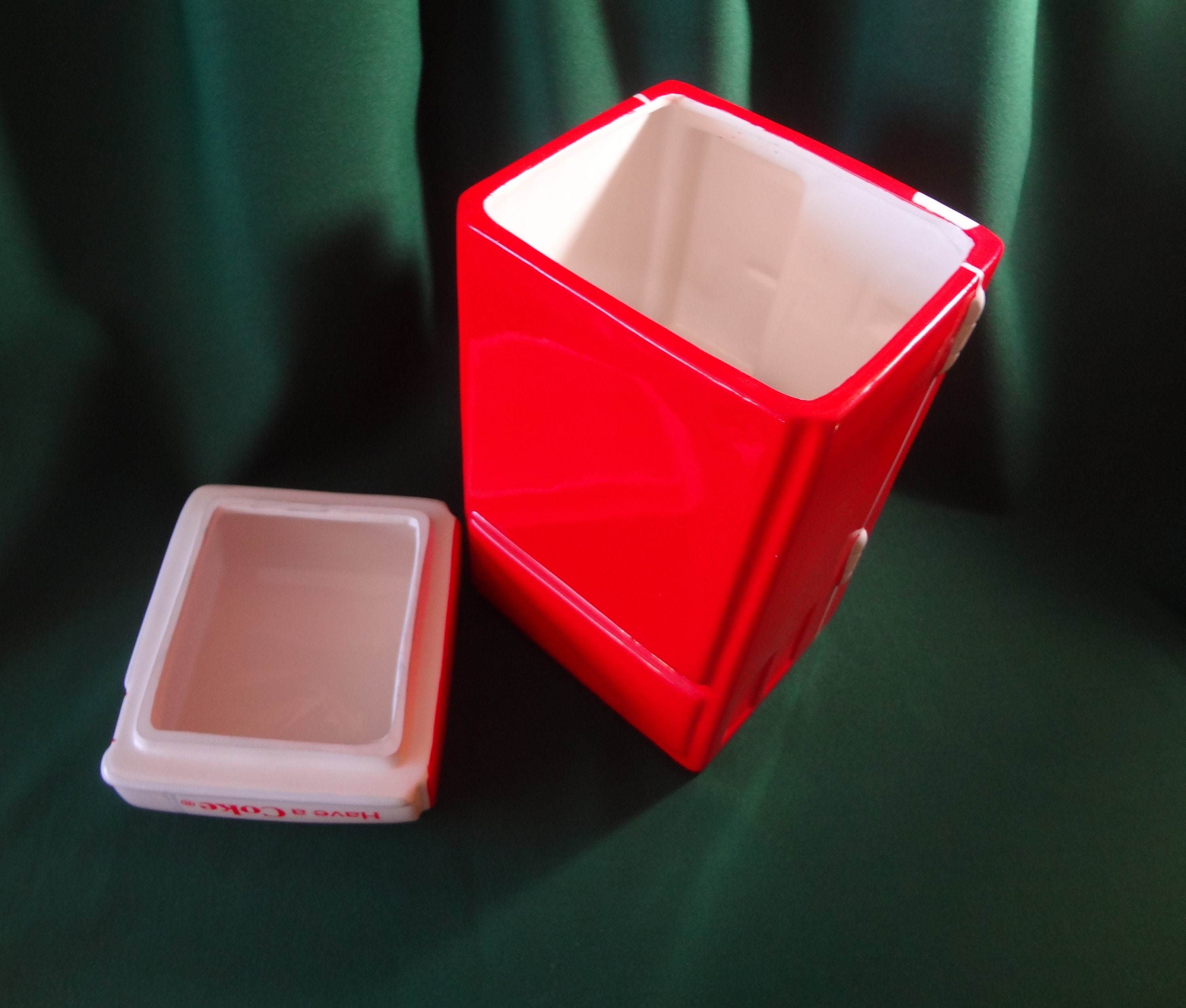 COOKIE JAR * Coca Cola Vending Machine, 1995, Coca Cola Company