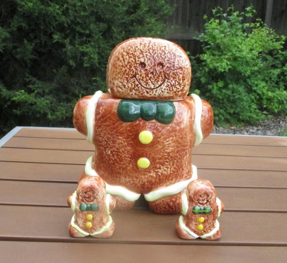 COOKIE JAR . Gingerbread Man With Salt and Pepper Shakers - Etsy