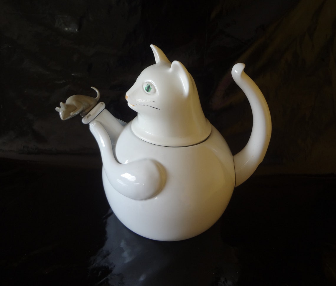 TEA KETTLE Cat and Mouse Copco White Enamel Etsy
