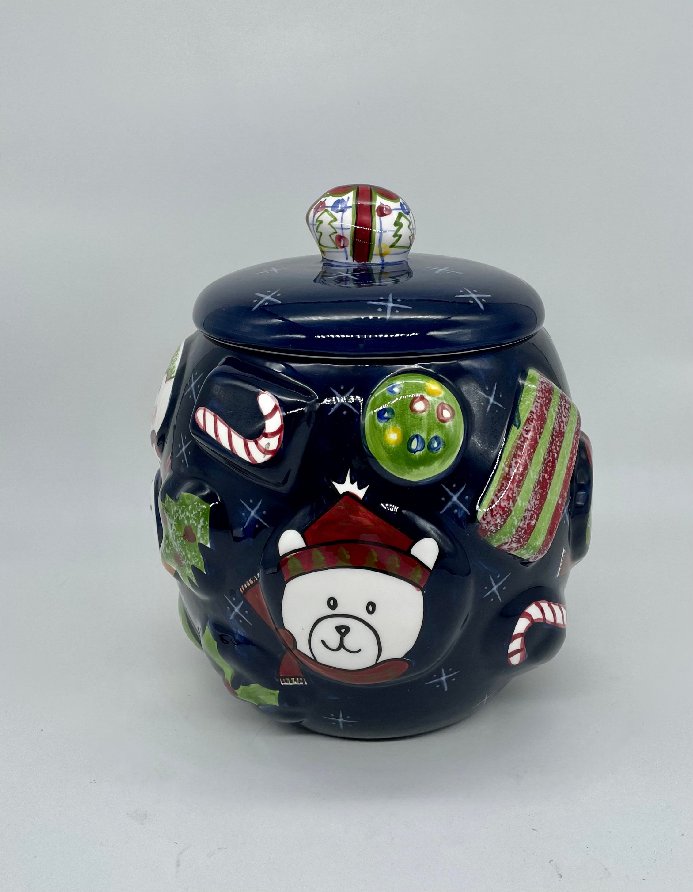 42 Unique Cookie Jars That You Won't Be Able To Keep Your Hands Out Of