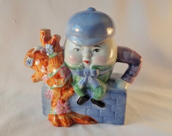 TEAPOT Humpty Dumpty Sat on a Wall, by Feitx