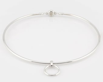 Dezentes Tageshalsband aus Sterlingsilber – Anhänger mit O-Ring-Verschluss