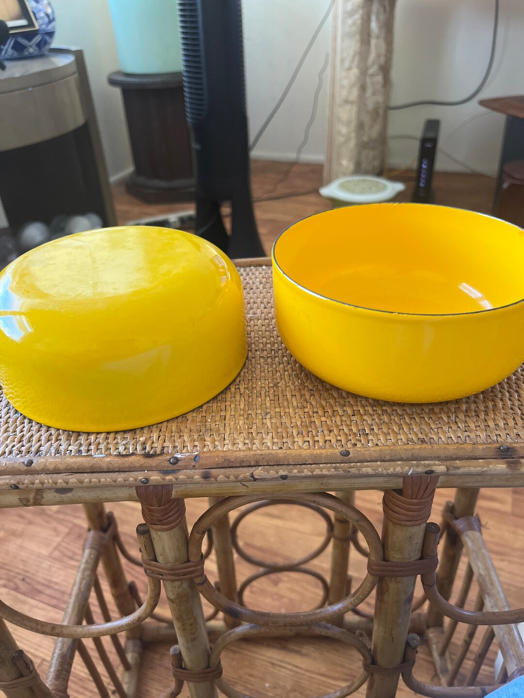 Vintage Pair of Finnish Enamel Ware Mustard Bowls in the Style of Finel