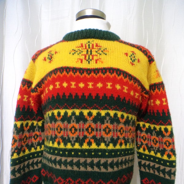 Vintage Ski Sweater, Christmas Sweater (Men's Size Small?, Women's Large?), Nordic Look Sweater, 100% Wool, Made in Peru