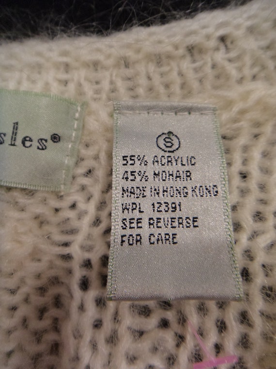 Vintage Acrylic/Mohair Sweater, Off-White, Deep V… - image 10