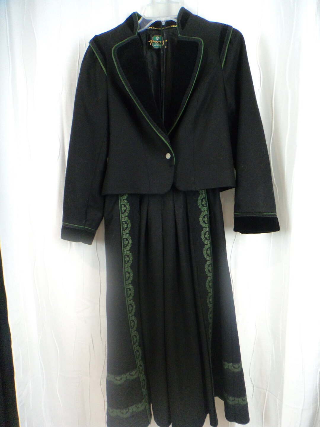 Black Trachten Jacket & Skirt, Bavarian, German Folk, Tyrolean, size ...