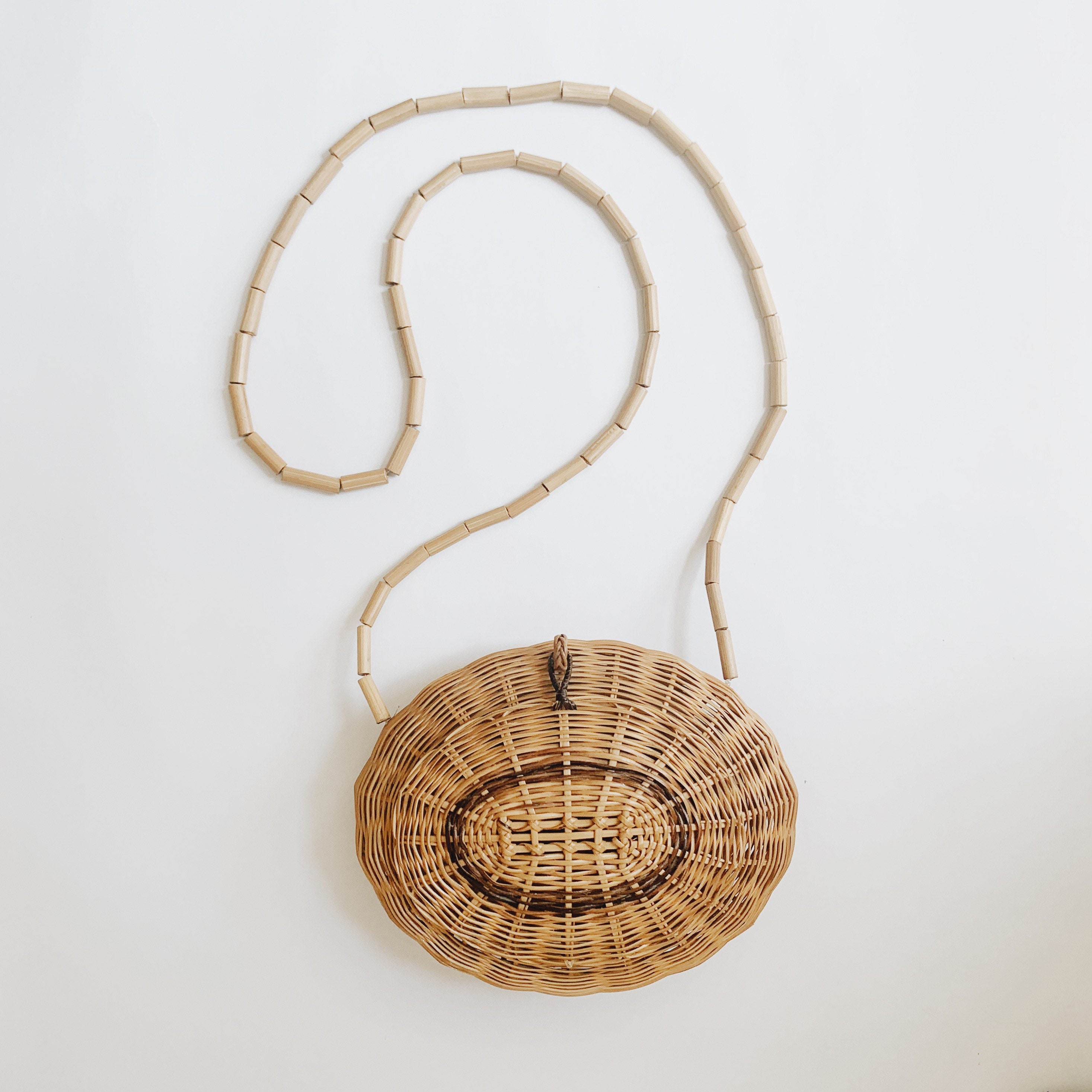 round basket purse