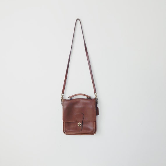 coach station bag