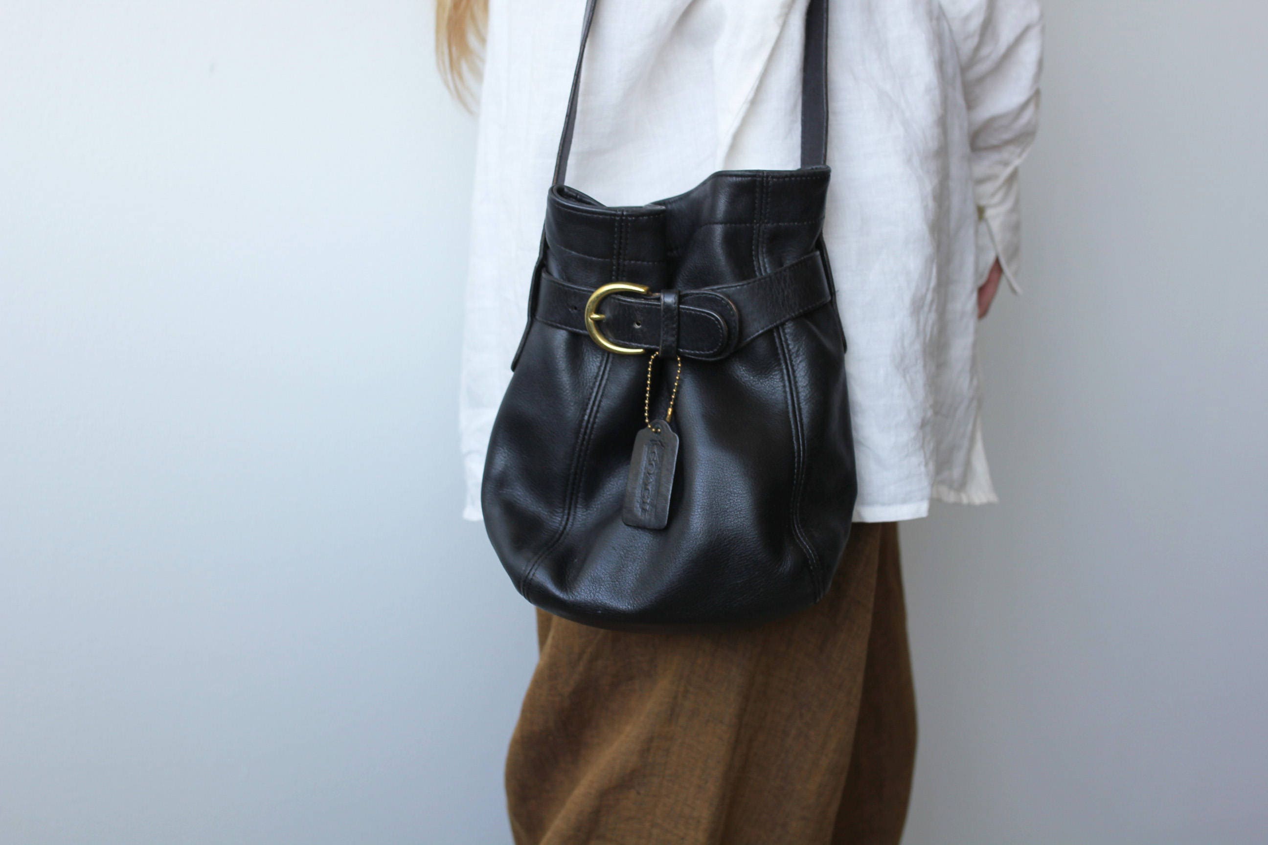 Vintage coach leather outlet bucket bag