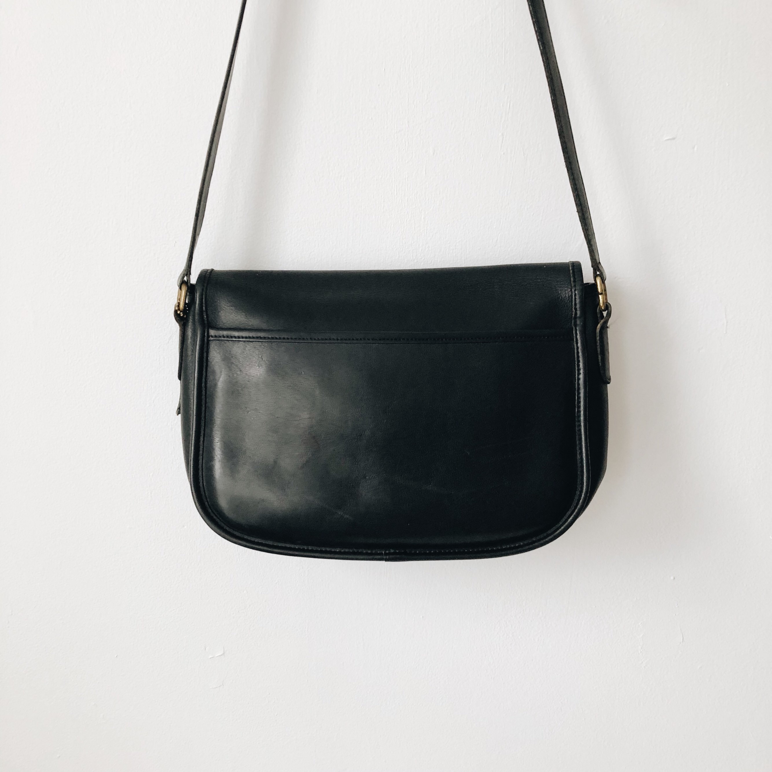 Coach black leather store crossbody purse