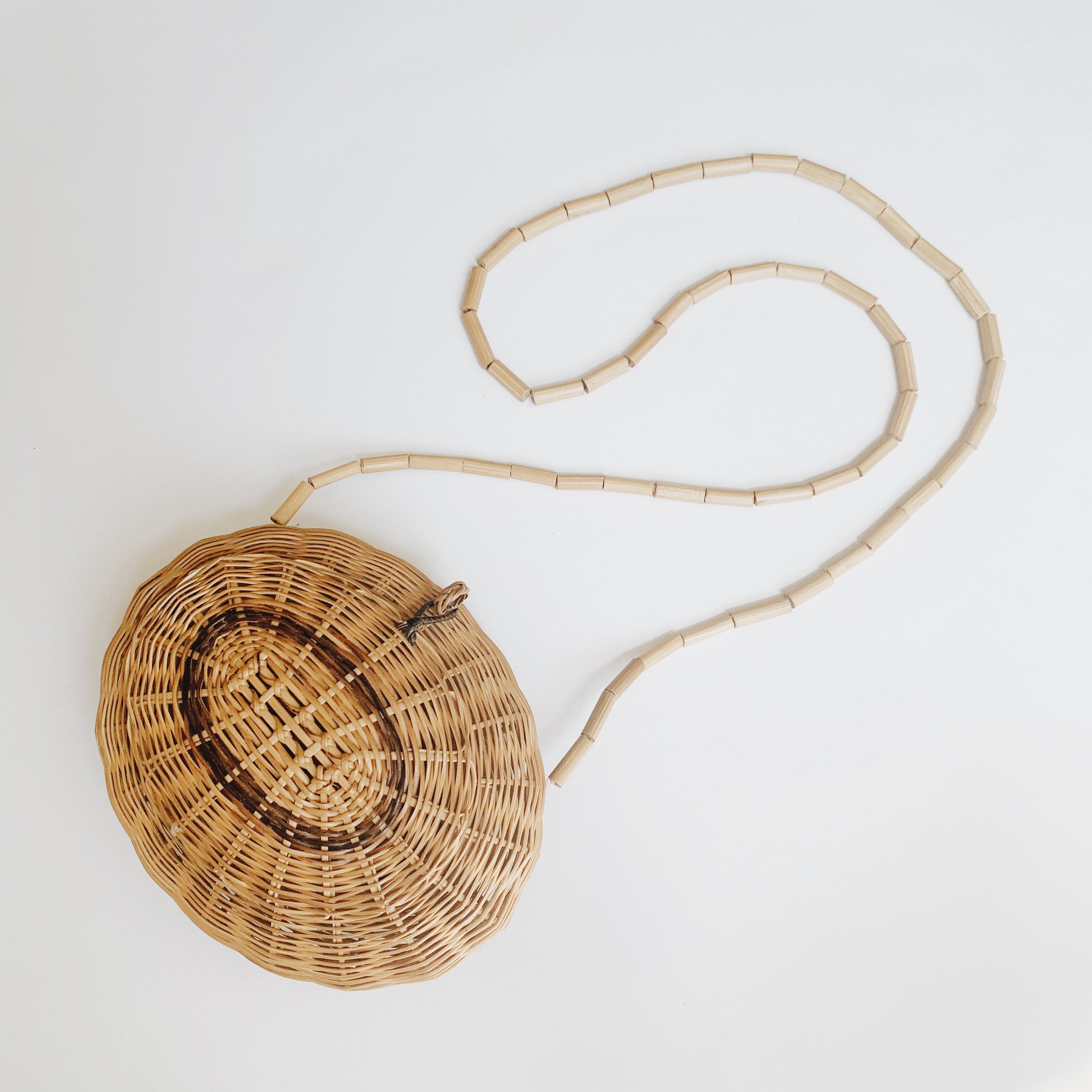 round basket purse