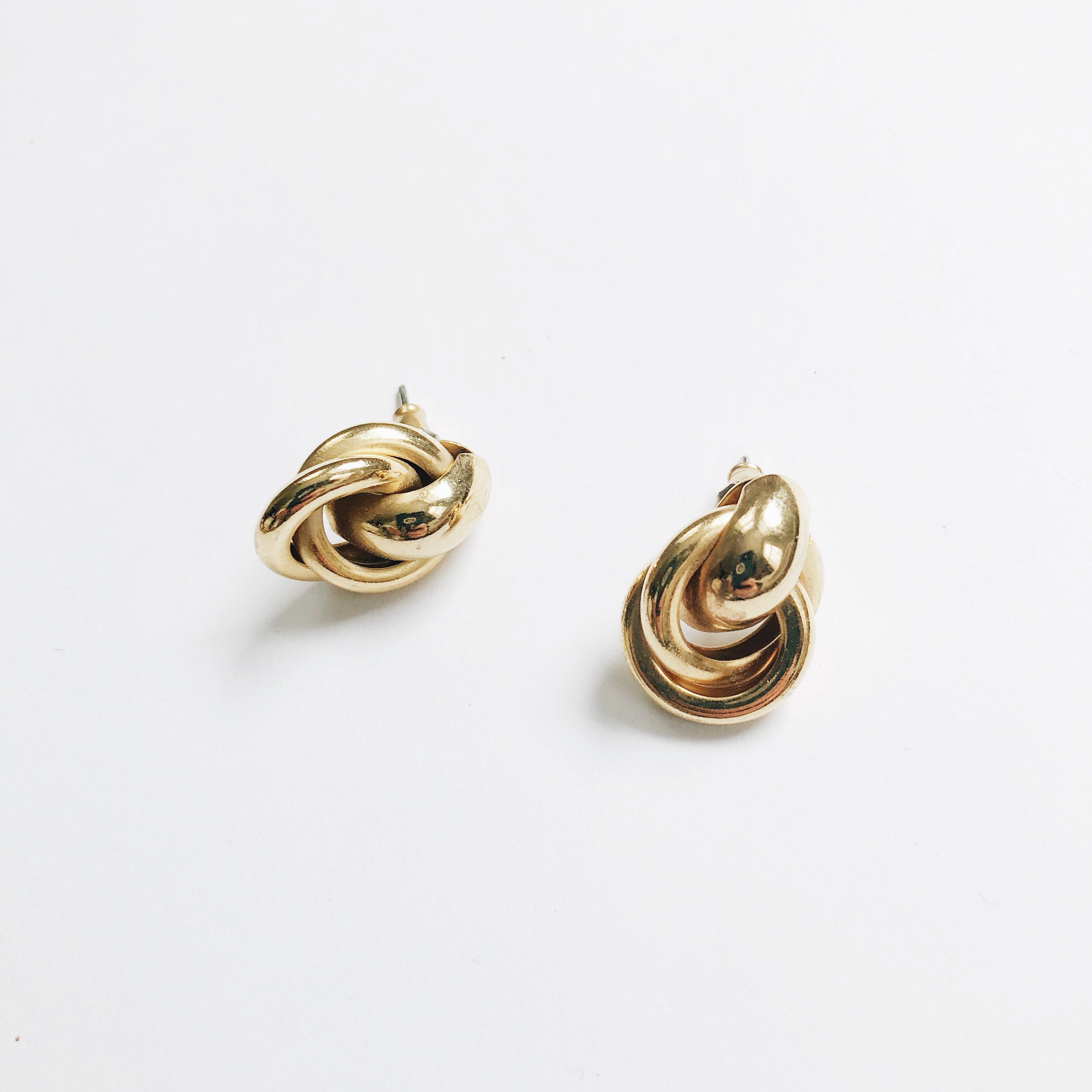 Golden knot earrings | pierced earrings | small gold earrings ...