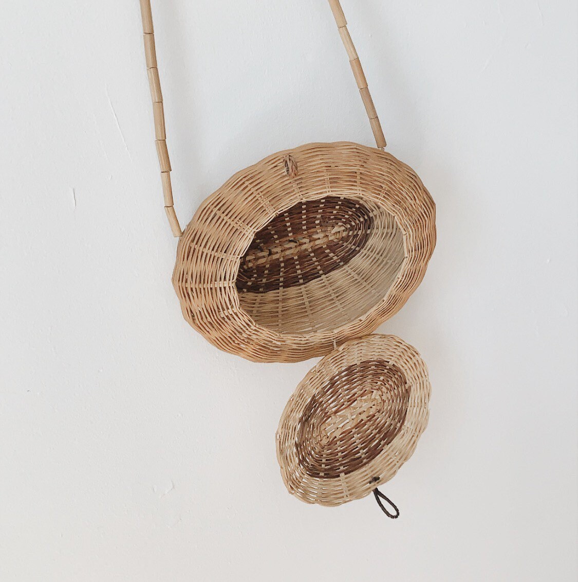 round basket purse