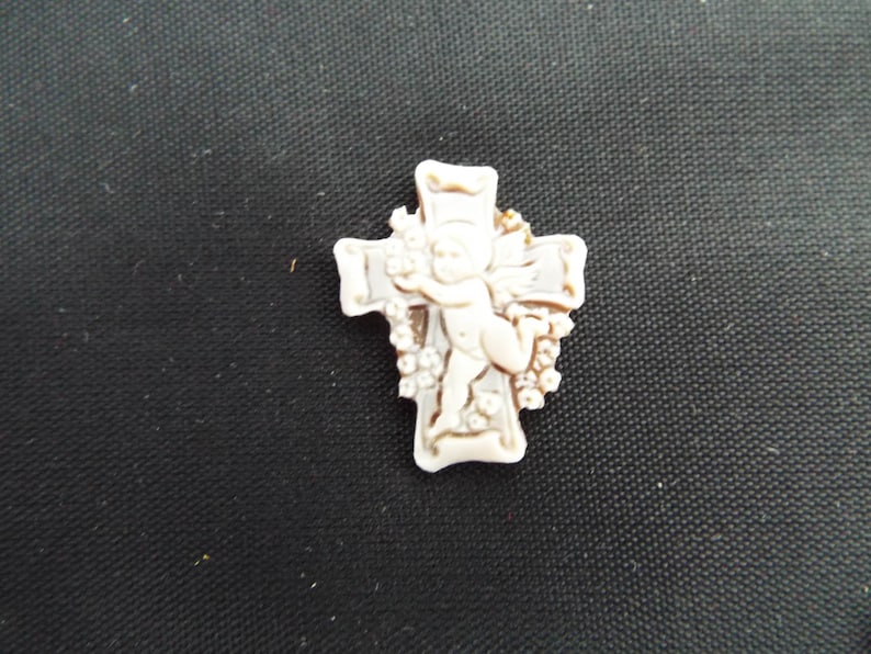 Master Hand carved Sardonyx shell cross pendant set in Italian silver