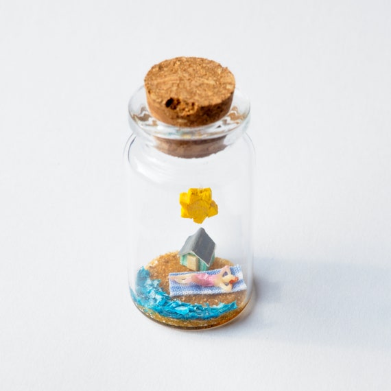 Miniature Beach Scene in a Bottle, Holiday Keepsake