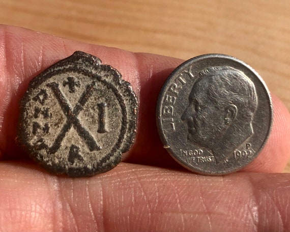 602-610 AD Phocas / Focas - Byzantine Bronze Half Follis Ancient