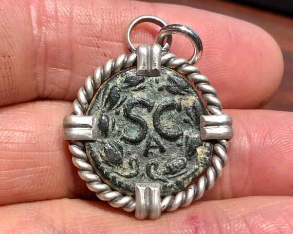 139-180 AD Marcus Aurelius Roman Bronze Coin set … - image 2