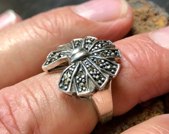 Vintage Marcasite set in Sterling Silver Ring - Size 6
