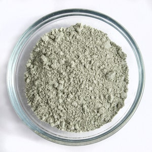 Clinoptilolite Zeolite Powder - 2 Pound - All Natural Garden Amendment and Clay -  Organic -