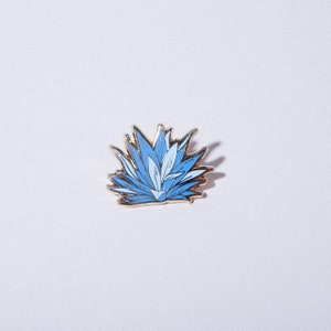 Blue Agave Enamel Pin / Botanical Pin / Tequila Enamel Pin / Plant Pin