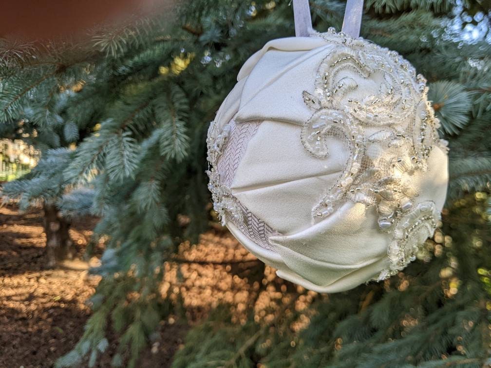 Ornaments From Wedding Dress, Wedding Ornaments Heirloom, Angels Ornaments  From Dress, Repurpose Wedding Dress, Ornament Gift for Family. - Etsy