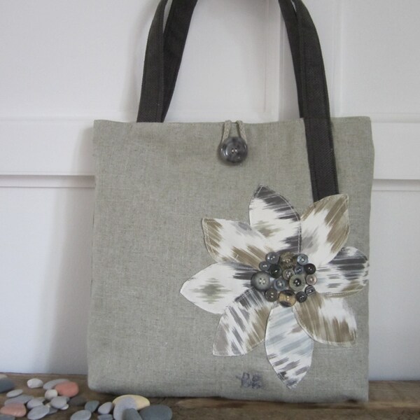 Cute Girls Grey shoulder bag, Womens Grey fabric handbag, Unique Silver Carryall bag, Silver Grey purse, Applique Flower tote, Messenger bag