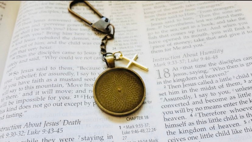 Pendentif Sur Le Thème De L'équitation - Modèle Occasion, Sans Marque, Référence (9-46/A0-2)