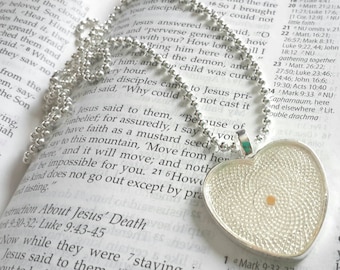 Collar de semilla de mostaza - Collar de fe de semilla de mostaza - Corazón - Plata - Graduación - Mateo 17:20 - Fe de una semilla de mostaza - Regalos de Pascua