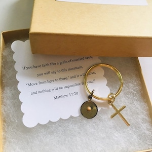 Mustard seed keychain - tiny mustard seed keychain - faith keychain - faith of a mustard seed keychain - Christian keychain - baptism gifts