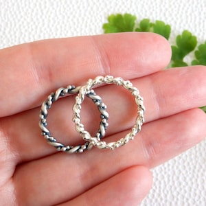MADE TO ORDER | gedraaide ring van sterling zilver