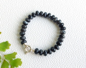 Black labradorite bracelet | black gemstone