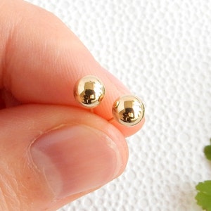 14K yellow gold ball stud (5mm) | simple small post earrings
