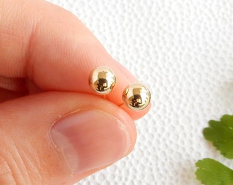 14K yellow gold ball stud (5mm) | simple small post earrings