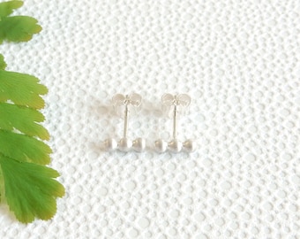 Beaded wire ear studs | matte 925 sterling silver minimalistic earrings