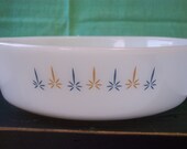 Anchor Hocking Fire-King Oval Casserole 1 1 2 Quart Oval Candle Glow Pattern