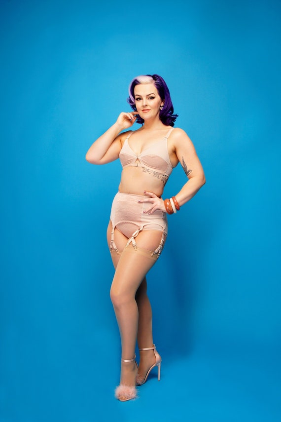 Biscotti Lace Retro Vintage Suspender Garter Belt 6 Strap Plus Size Lingerie