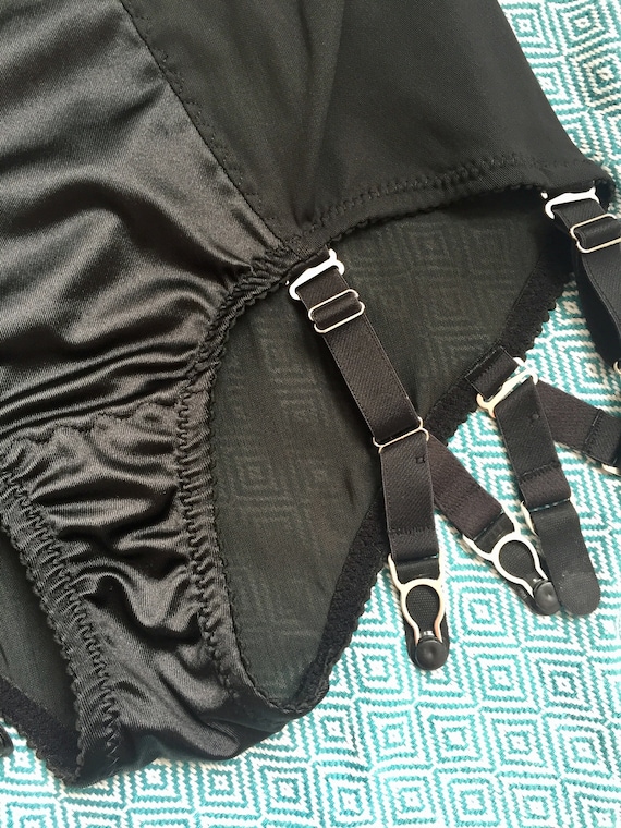 detachable suspender straps