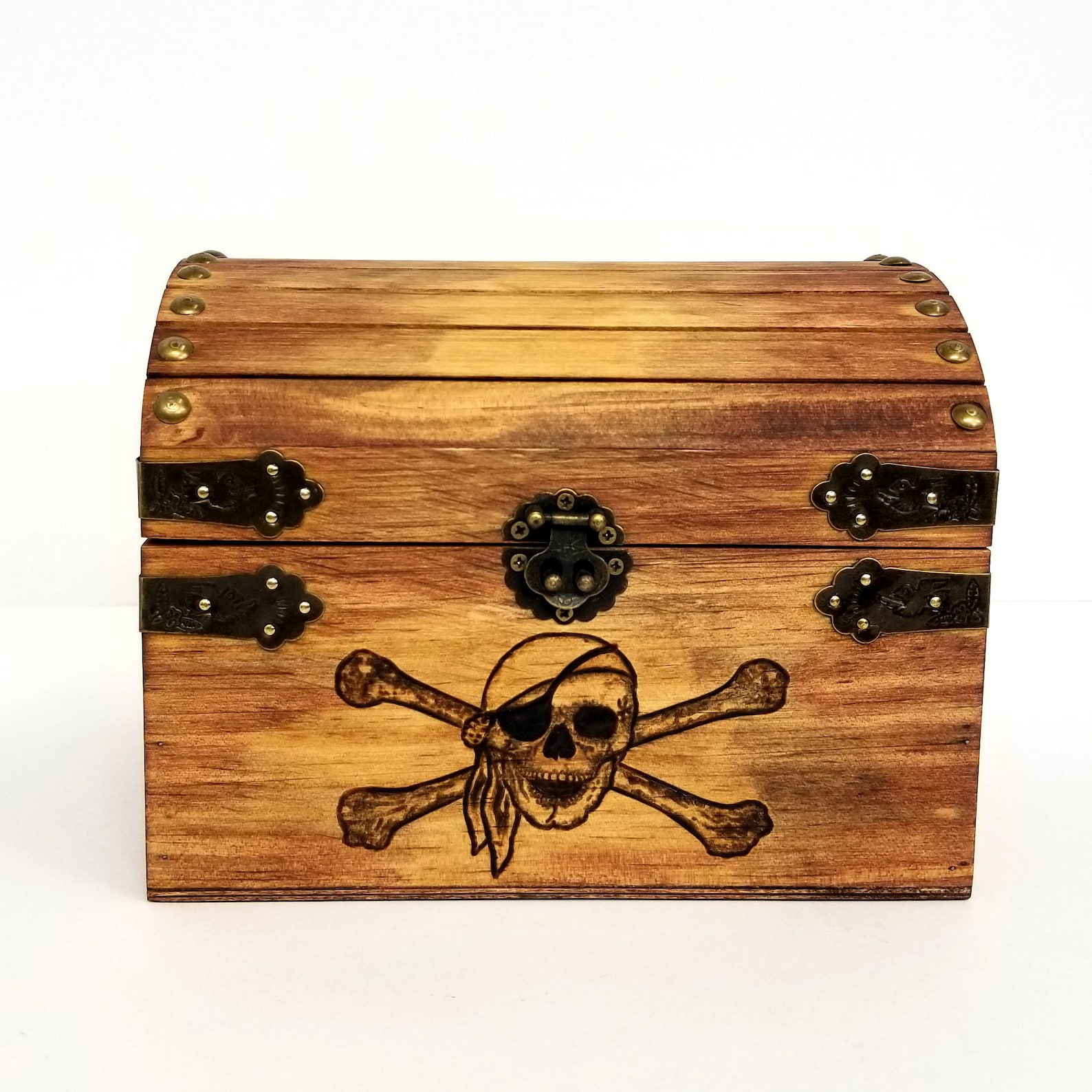 Small Treasure Chest / Personalized Pyrography Treasure Chest / Wood