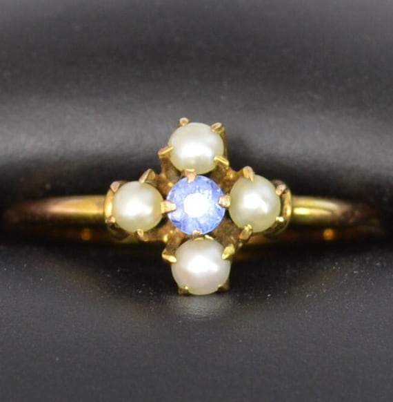 Second Hand Pearl/Sapphire Ring - image 1