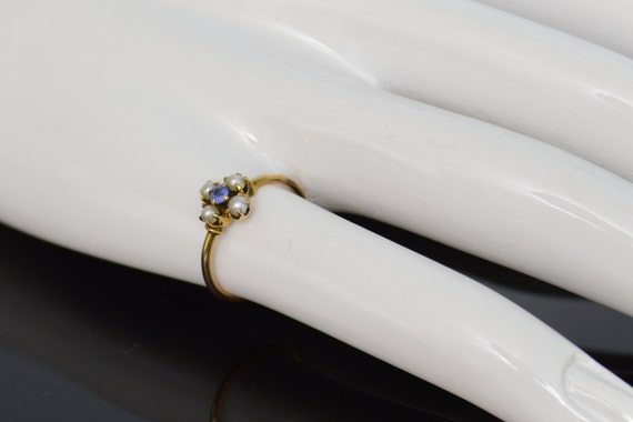 Second Hand Pearl/Sapphire Ring - image 3