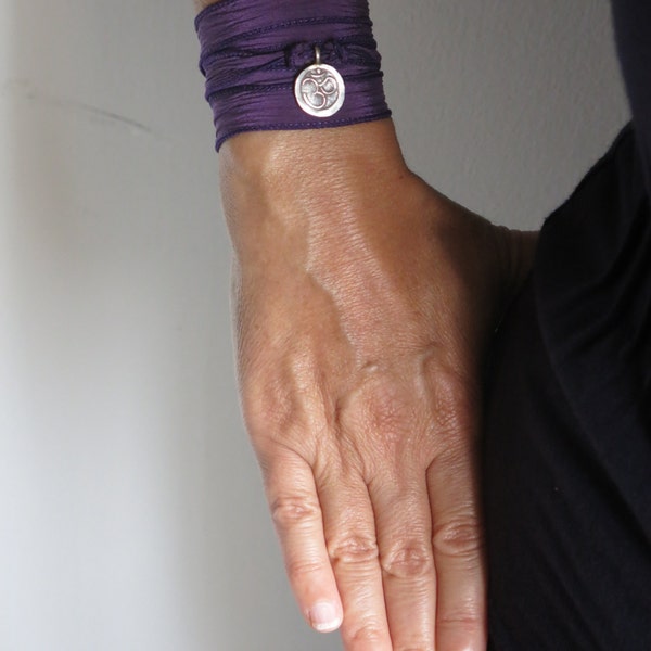 silk wrap  bracelet,  purple bracelet, boho bracelet. Yoga bracelet. Silk ribbon bracelet.