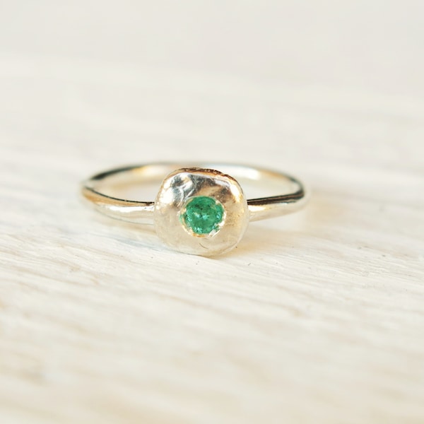 Emerald and sterling silver stacking ring. May birthstone. Emerald tiny ring. Stackable ring,. No Shipping until the end of August