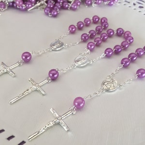 30 baptism favors acrylic purple color pearls /mini rosaries/ communion favors/recuerdos para bautizo/ christening favor