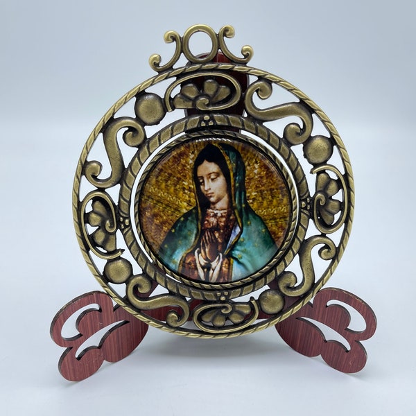 XXL Virgen De Guadalupe  with gyratory center with epoxy clear resin Medal/ Medalla Grande para la mesa Virgen De Guadalupe centro Giratorio