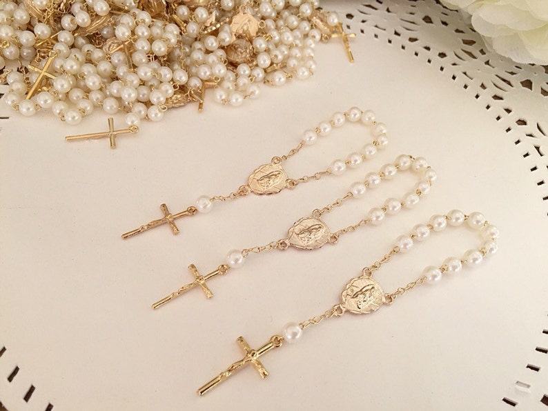 30 baptism favors acrylic pearls vintage gold /mini rosaries/ communion favors/ decenario / recuerdo para bautizo/ christening favor image 1